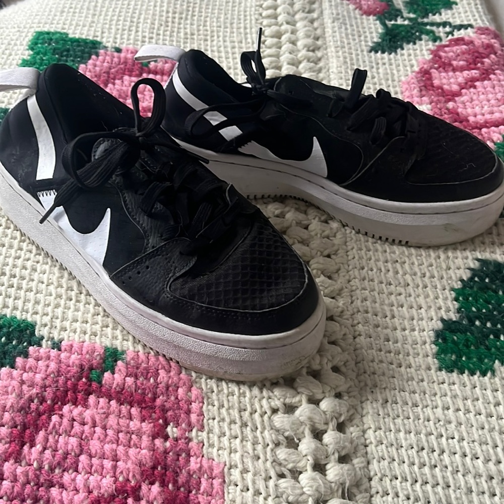 Women's Court Vision Alta Sneaker